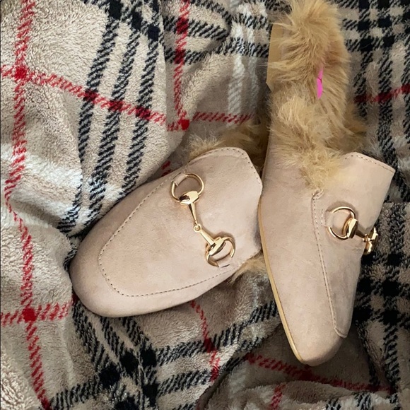 🛑 NO restock🛑Nude/Tan Fur Loafer Flat Mule Slides Size 7 LAST PR‼️ - Picture 9 of 9